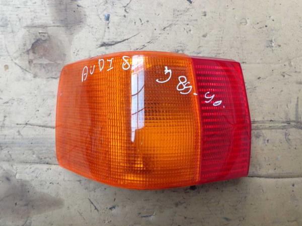 FEU ARRIERE GAUCHE AUDI 80 - Vue 1